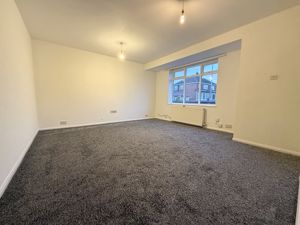 Lounge- click for photo gallery